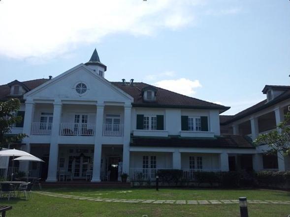 Riders Resort Kulai Extérieur photo